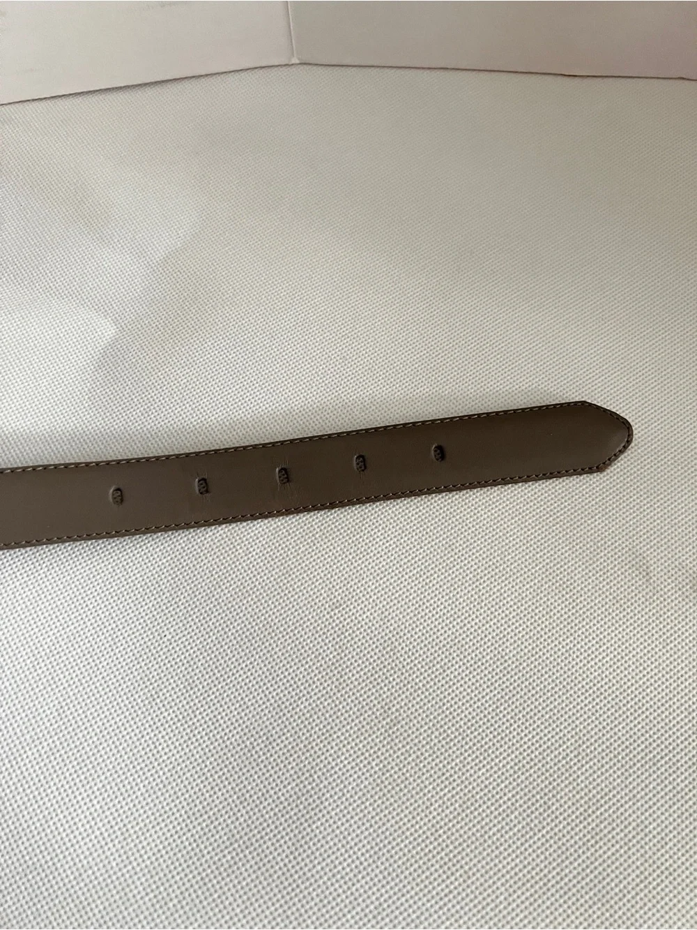 Vintage Liz Claiborne Full-Grain Leather Gray Belt Gold Tone Hardware Buckle M